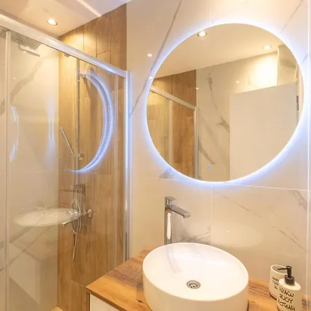 Bright With Designer Renovation * Lublaň